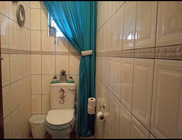 5 BEDROOM HOUSE FOR SALE IN BIRCHLEIGH